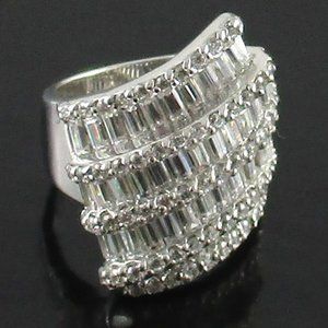 Victoria Wieck 5.24ct Absolute "Ribbon" Ring